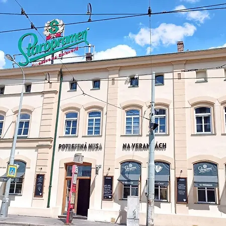 Isabel's Praag